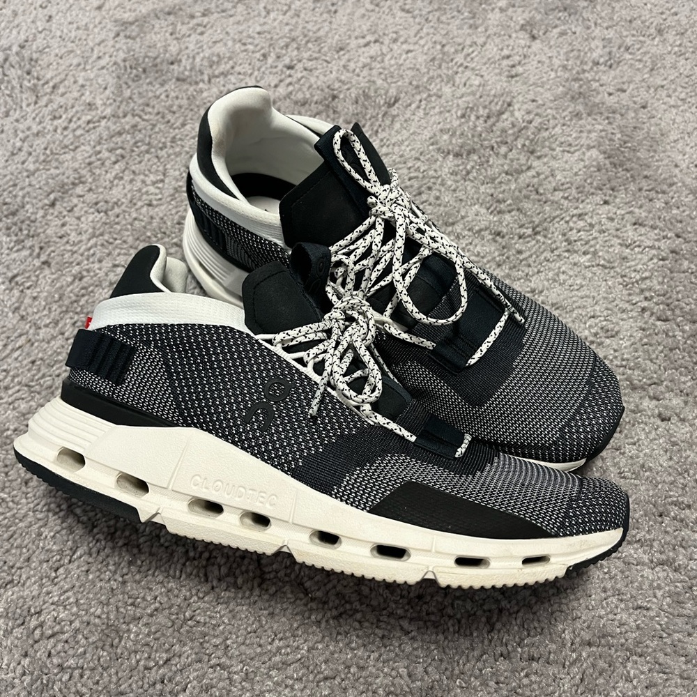 Rarely worn black and white ON shoes, size 9.5 Womens